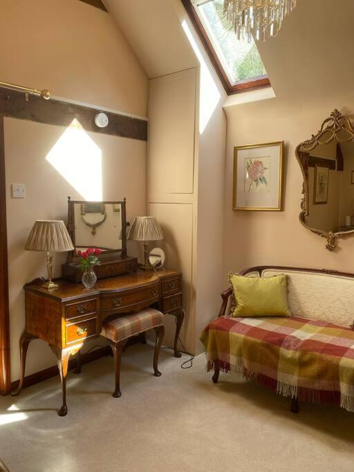 The Grooms Loft Self Contained Apartment Milton Abbas Luaran gambar
